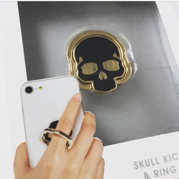 Nicole Miller Accessories - New Nicole Miller Skull Phone Kick Stand